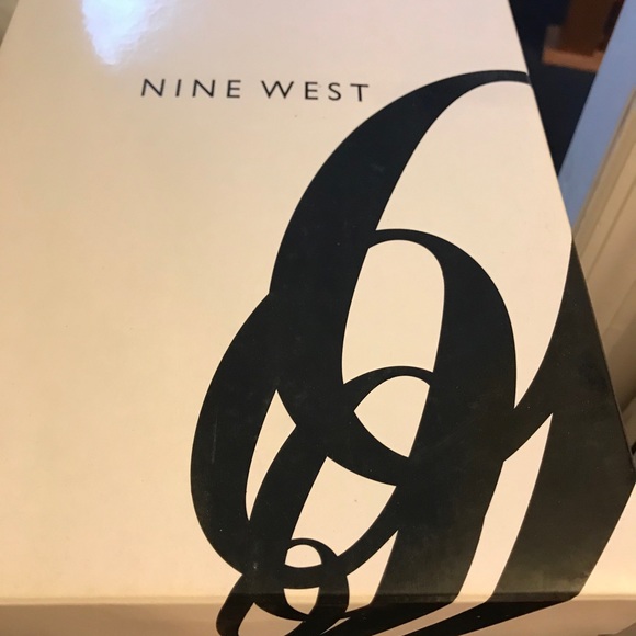 Nine West shoes/ size 5 - Picture 9 of 9